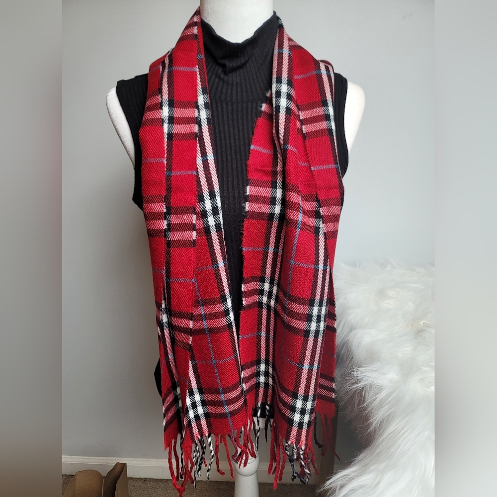 Burberry 100% Cashmere Scarf